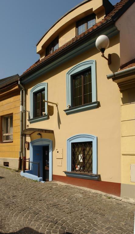 Penzion Pod Hradom Trencin Luaran gambar